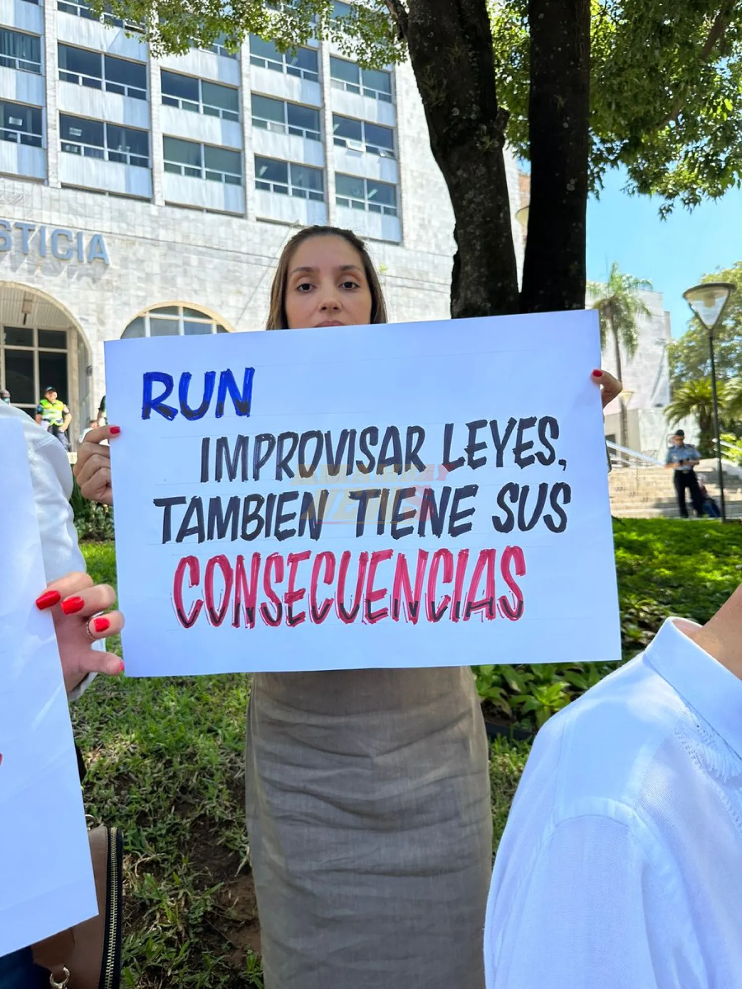 Escribanos expresan reparos por dificultades técnicas en la implementación del RUN