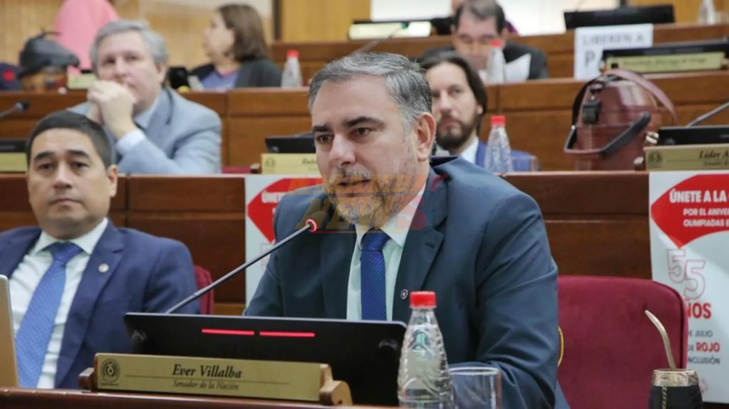 Senador plantea dudas sobre proceso de máquinas y reflota necesidad de usar papeletas