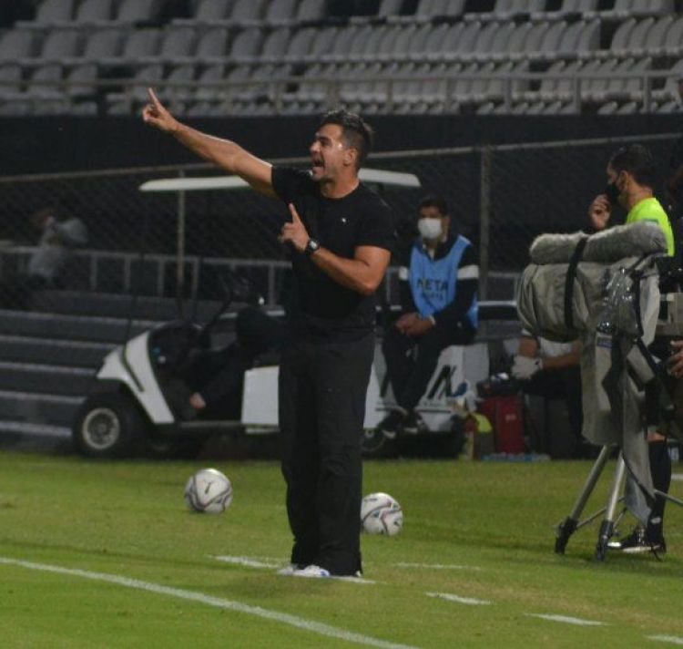 Iván Almeida no seguirá en Sol de América y analiza ofertas
