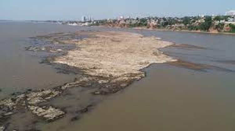 Persiste bajante extrema del río Paraguay