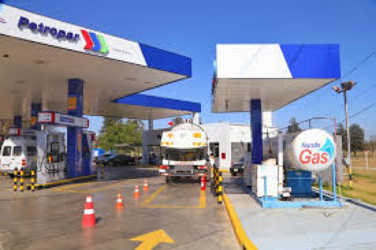 Petropar mantendrá sus precios hasta fin de mes, aseguran