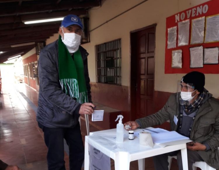 Aragão votó en internas del PDC en Pedro Juan Caballero
