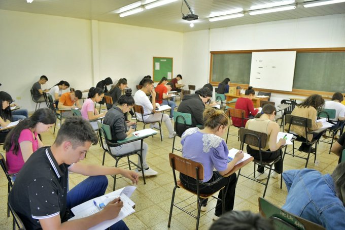 Examen para acceder a becas del Gobierno será el 10 de febrero