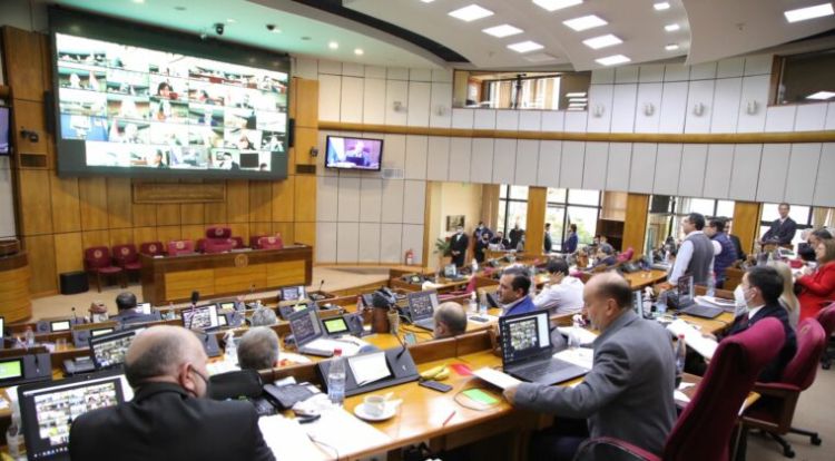 Senado aprueba tres préstamos por más de US$ 600 millones