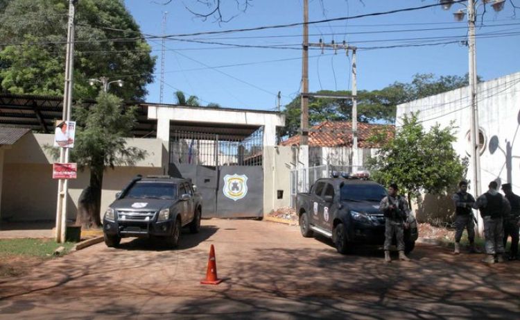 Agente penitenciario es aprehendido por intentar meter cocaína en cárcel de CDE
