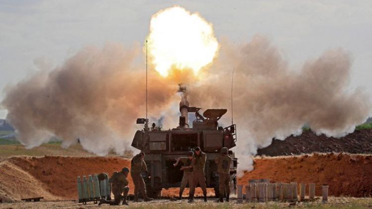 Israel redobla sus ataques en Gaza mientras los diplomáticos buscan una tregua