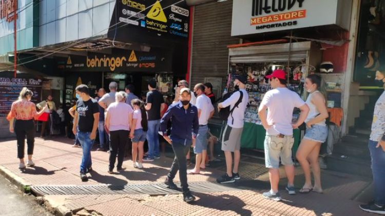 Aumento de cota de compras en Brasil afectaría al rubro de perfumes y bebidas