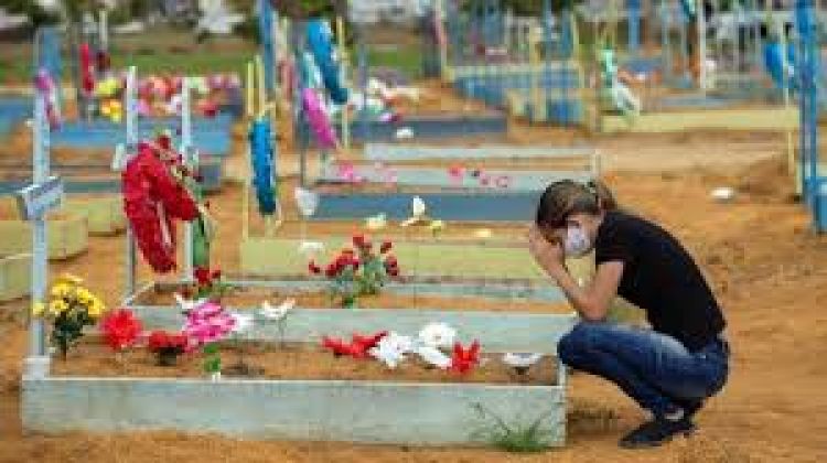 Covid: Brasil registra 1.085 muertos en 24 horas y supera los 640.000 fallecidos