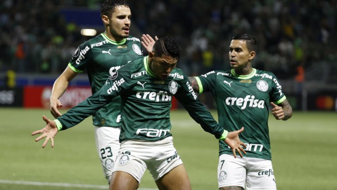 Palmeiras firma la mejor campaña de la fase de grupos