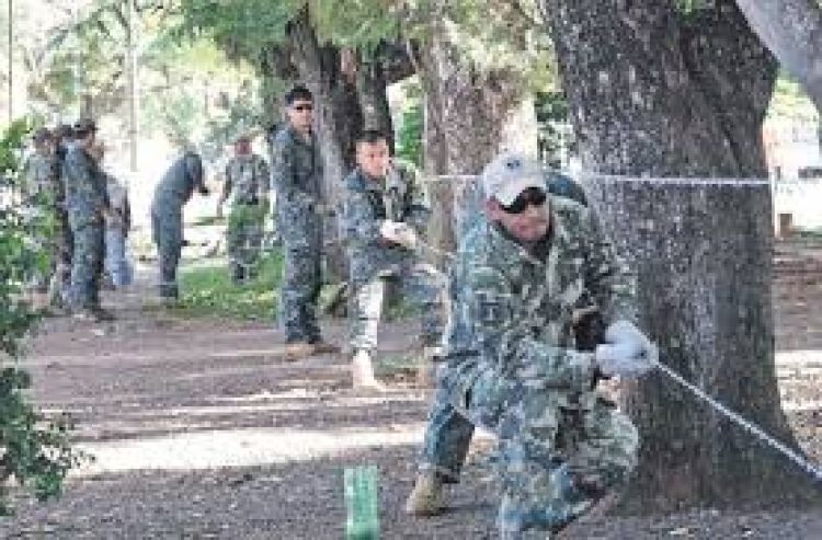Las fronteras están abiertas para salir, aclara Gobierno tras viaje de Samaniego