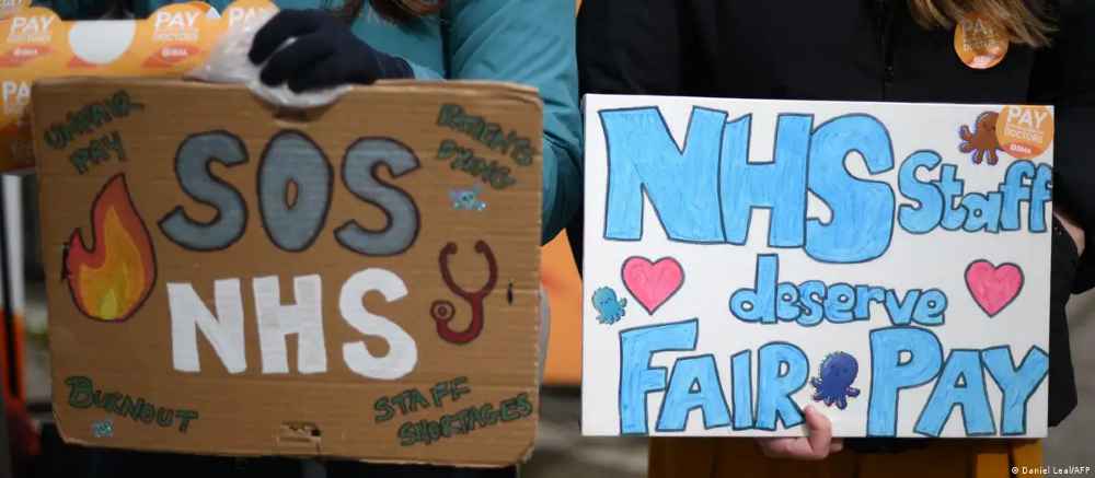 Médicos inician en Inglaterra huelga histórica