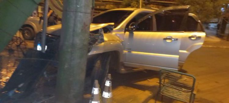 “Kelembu” atropella a cambista en el microcentro de CDE