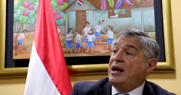 Ramírez prepara la salida de Gloria Pereira mientras Mora y Kemper buscan quedarse con el MEC