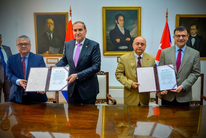 Paraguay hace entrega de ayuda humanitaria a Cuba