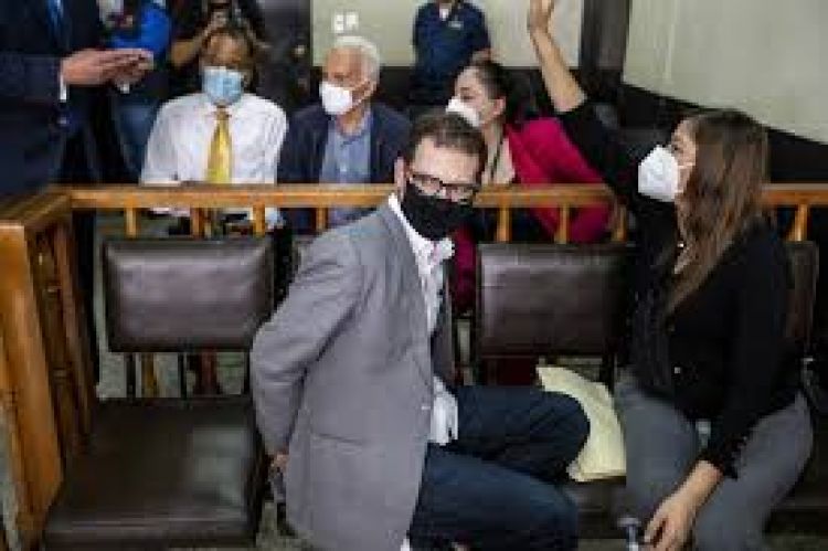 Un tribunal guatemalteco avala el proceso de extradición de hijo de expresidente