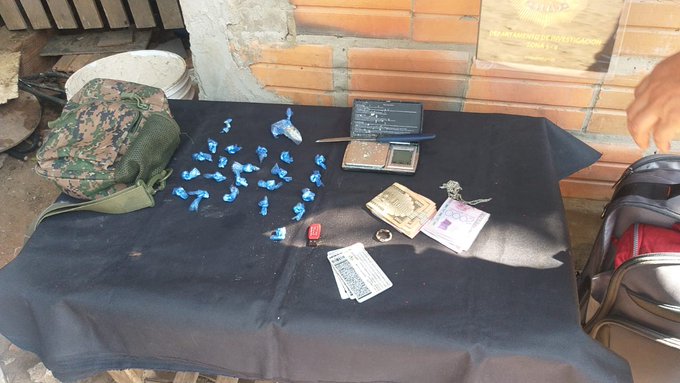 Mujer usaba fachada de despensa para vender droga en Luque
