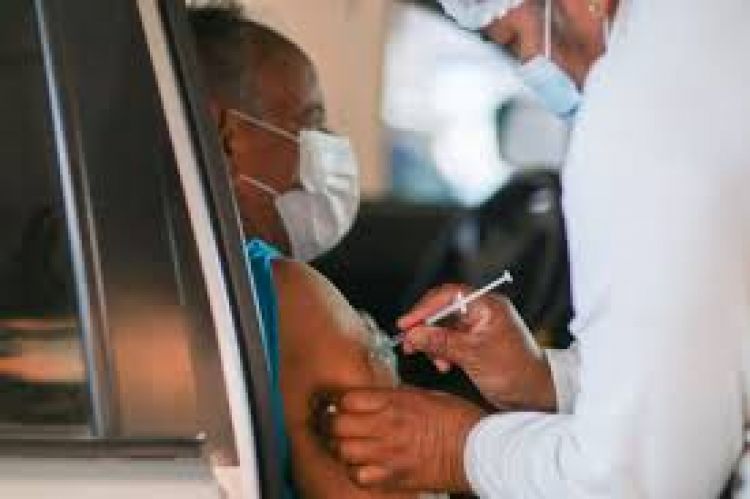 Continúa aplicación de segunda dosis en todo el país