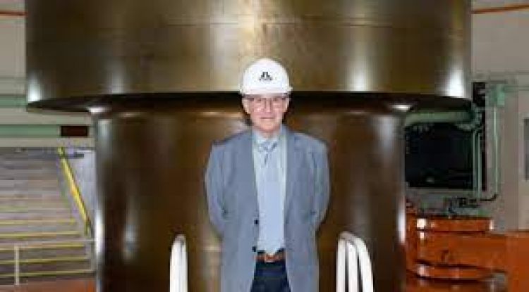Director brasileño de la Itaipú anuncia baja en la tarifa de la luz para el 2022