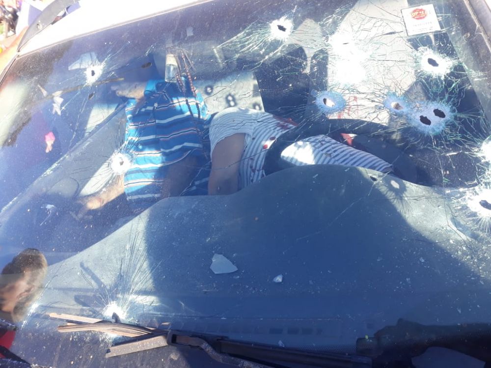 Asesinan a dos hombres en plena línea internacional