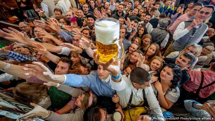 Alemania celebra el Oktoberfest tras dos años cancelado por la pandemia de coronavirus