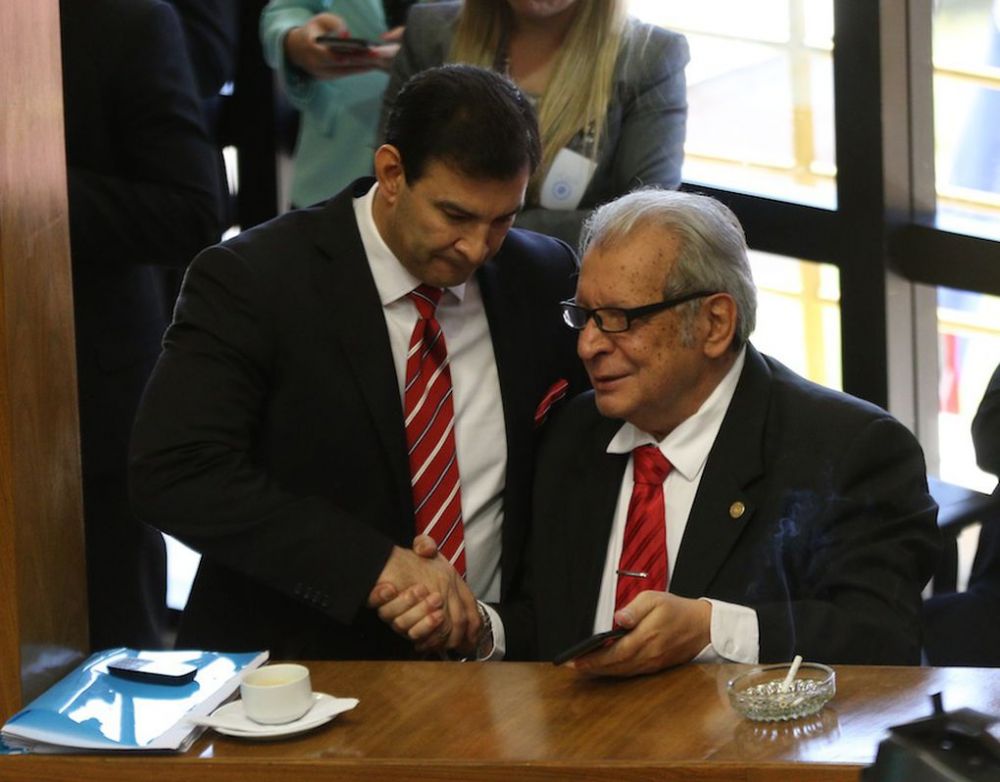 Tres de Colorado Añetete reunidos con Horacio Cartes
