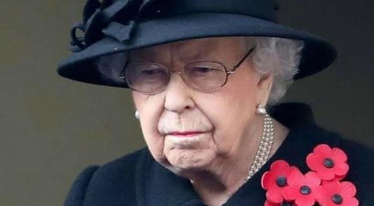 Isabel II cumple 95 años rodeada de sus íntimos y sin actos públicos