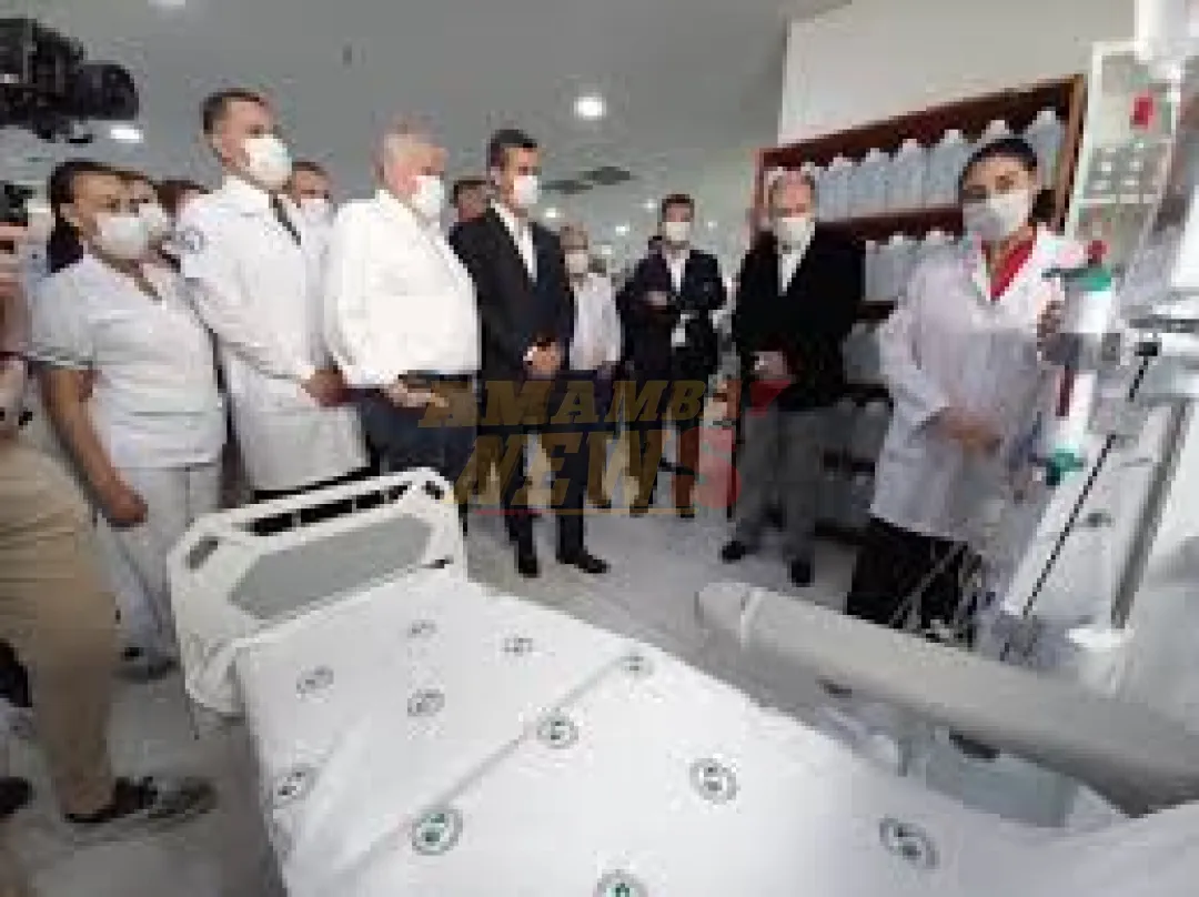 VIDEO: Escracharon a Santi durante su recorrido por IPS