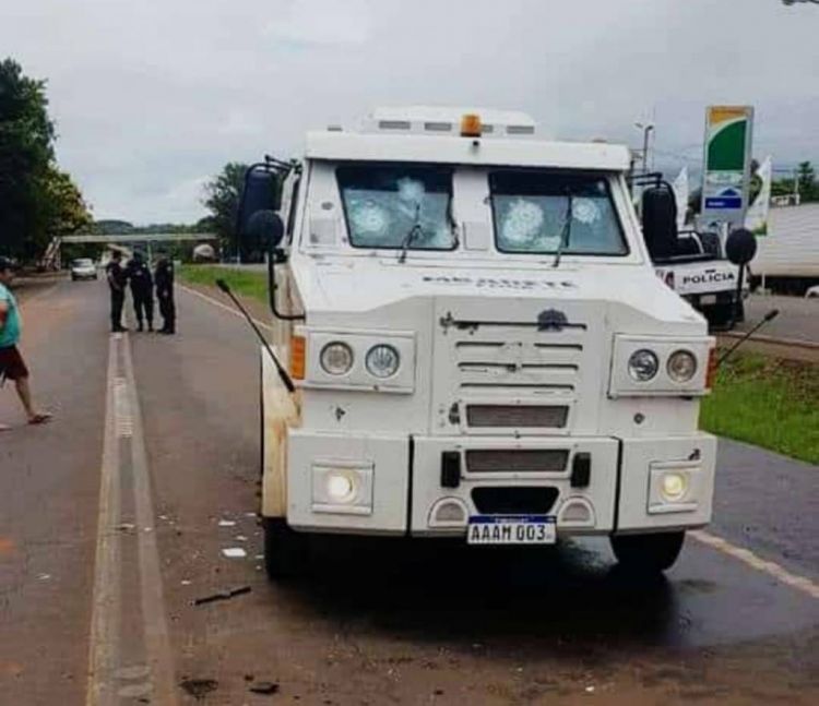Violento asalto a transportadora de caudales