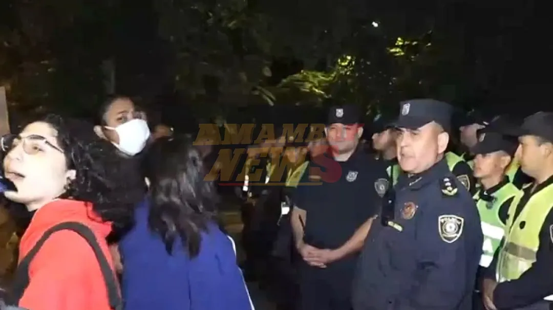 Protesta contra Enrique Riera: jóvenes exigen su renuncia