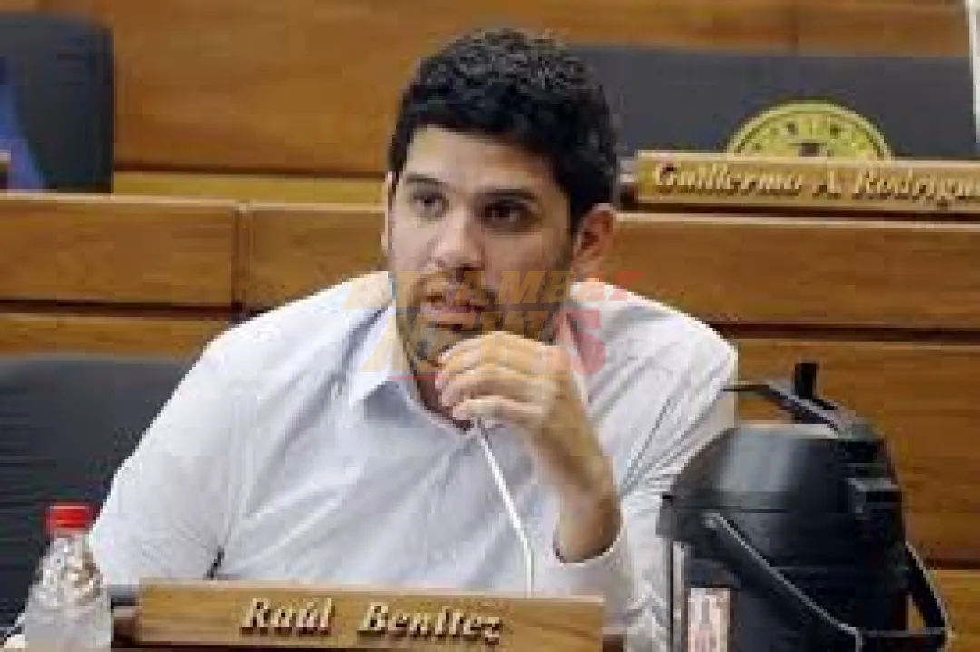 Diputado responde a amenaza de Lizarella y la tilda de soberbia