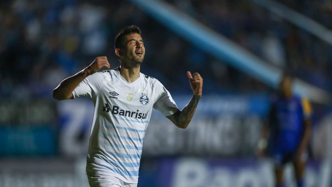 Mathías Villasanti, feliz por el ascenso de Gremio