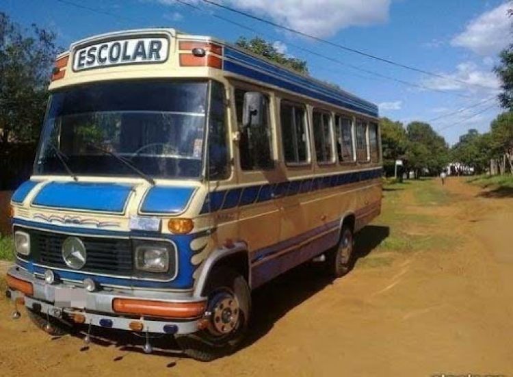 Transportistas escolares lamentan rechazo de posibilidad de funcionar como buses públicos