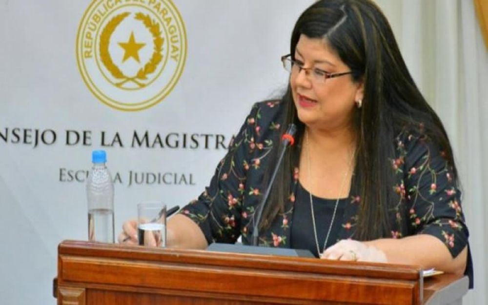 Senado elige a Carolina Llanes como nueva ministra de la Corte