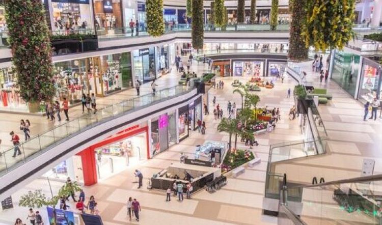 Sector comercial, en desacuerdo con pasar feriados a días hábiles