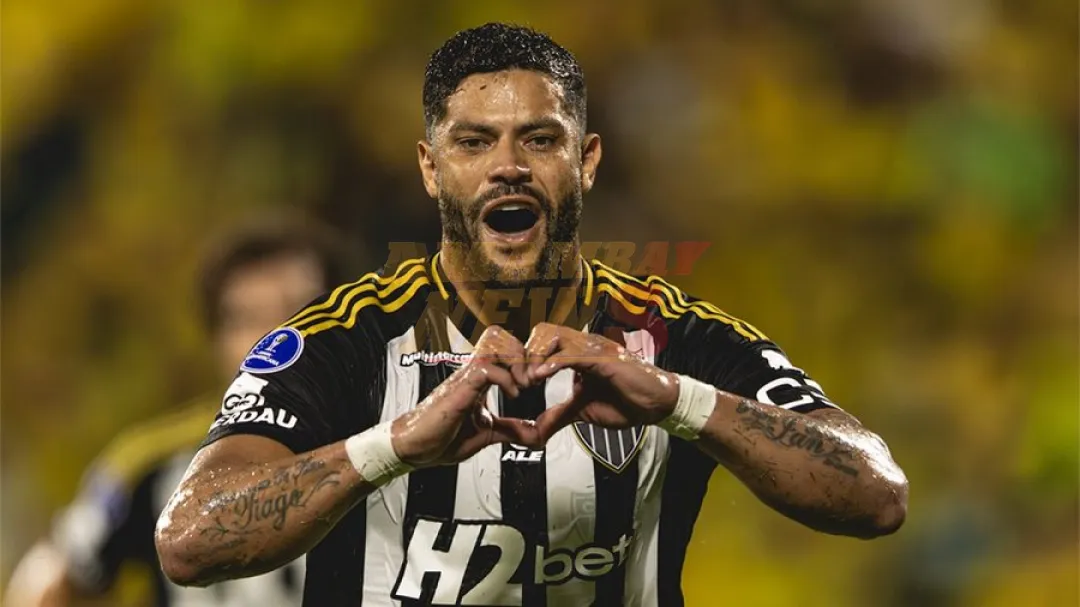 Un gol de Hulk y las atajadas de Everson le dan la victoria al Mineiro en Bucaramanga
