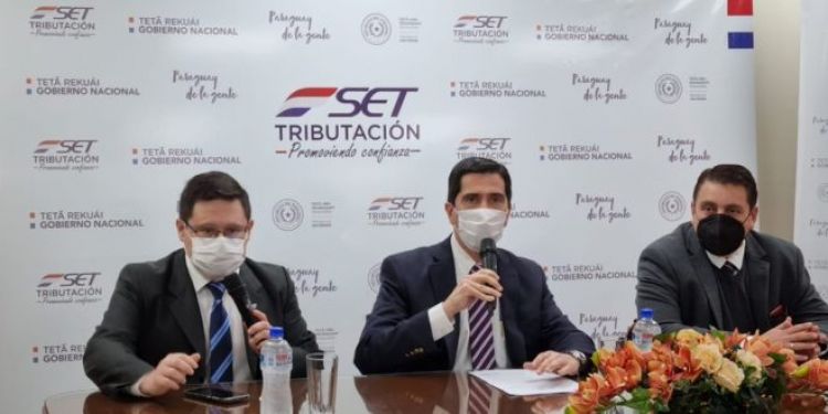 Crean comisión técnica para tratar reclamo de camioneros sobre costo del flete