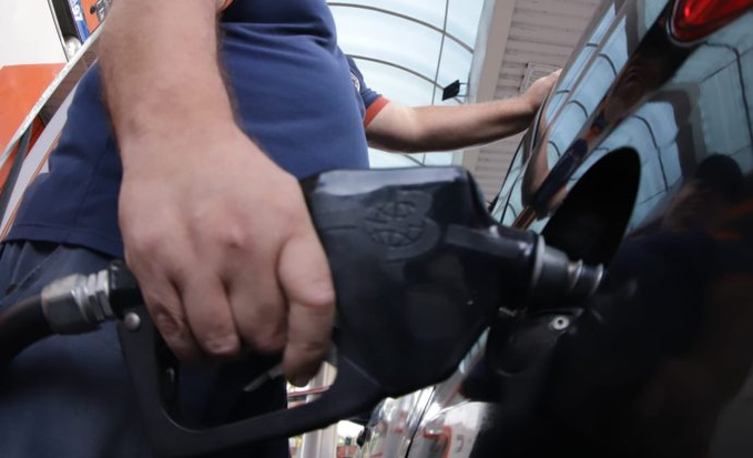 MIC anunció aumento en el porcentaje obligatorio de mezcla de biocombustibles