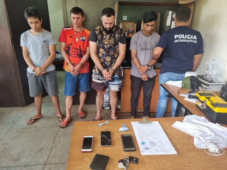 Detienen a 4 microtraficantes en Salto del Guairá