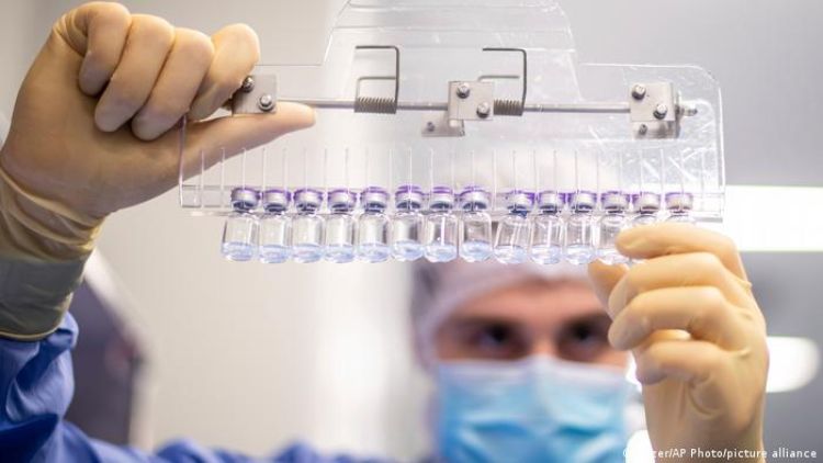 Tercera dosis de vacuna de BioNTech/Pfizer contra covid-19 tiene 95,6% de eficacia