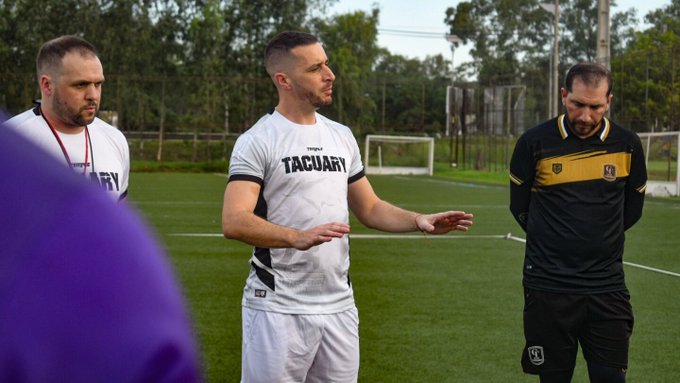 Marcelo Palau pone manos a la obra en Tacuary