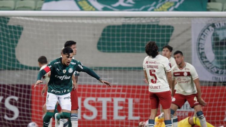 Palmeiras cumple el calendario con una goleada