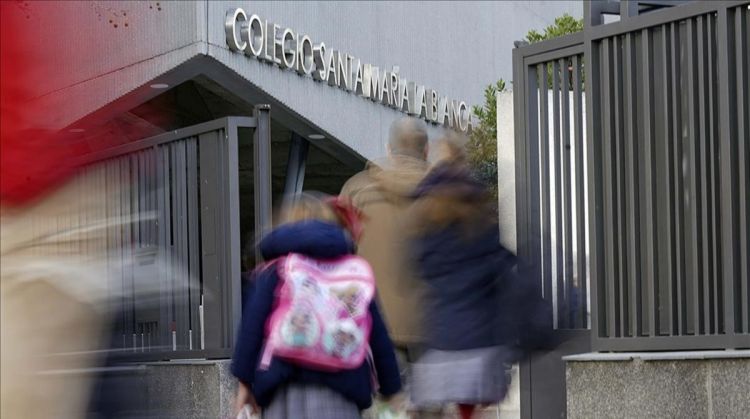 Los colegios y universidades de toda España abren mañana para su desinfección