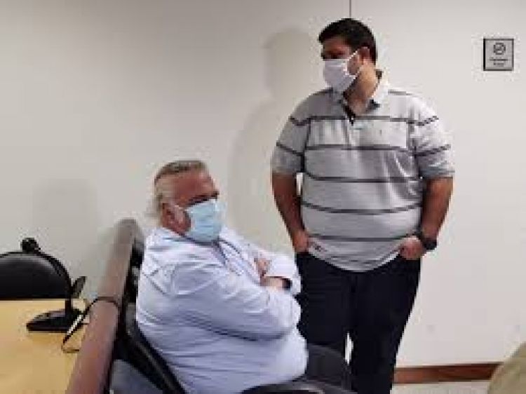 Siguen revisando documentos en juicio contra González Daher y su hijo