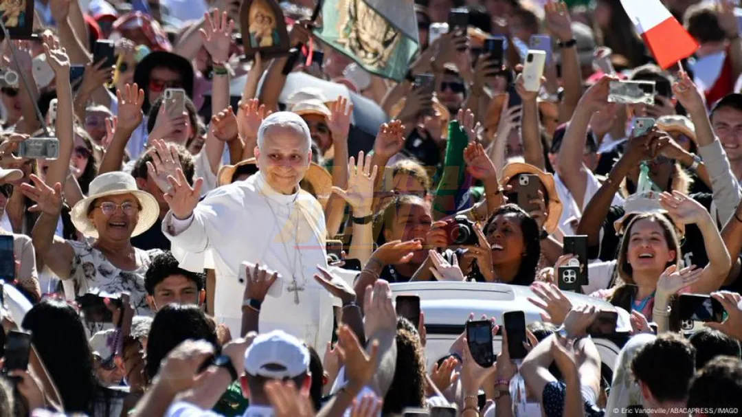 El papa espera a un millón de jóvenes para enorme vigilia