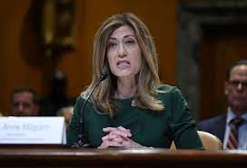 EE.UU. arremete contra fentanilo producido en masa en México