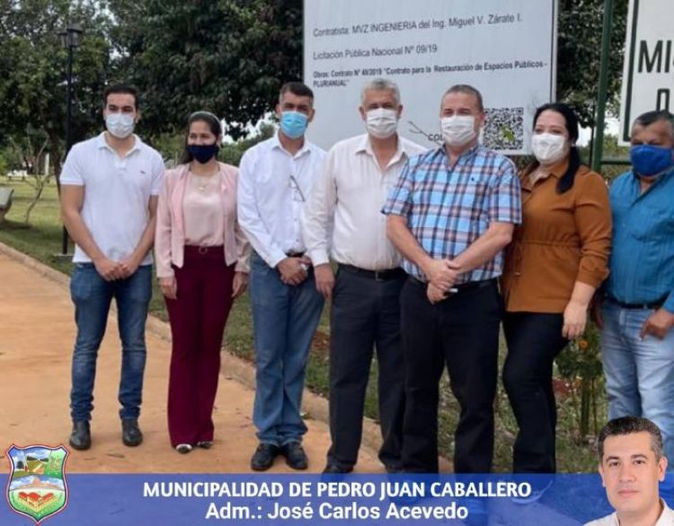 José Carlos habilitó obras de restauración completa de la plaza Miguel Rotela Quintana de PJC