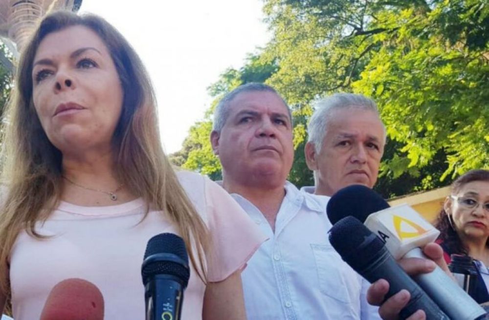 Hurreros amenazan con atacar a opositores de ZI