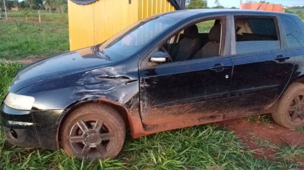 Balean vehículo que causó accidente sobre la Ruta PY05