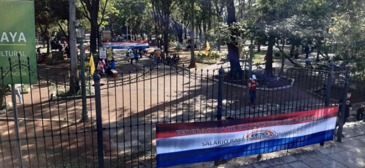 Docentes anuncian huelga de hambre