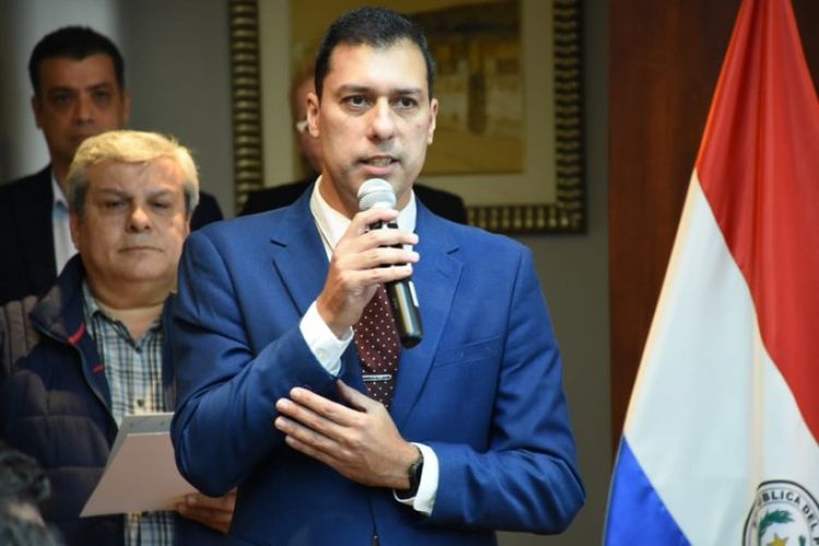 Asume nuevo asesor jurídico de la EBY